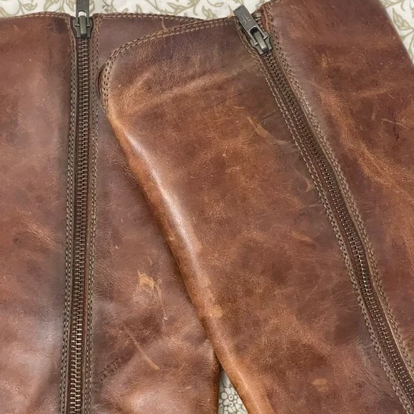 Frye Cece Tall Wedge Brown Distressed Leather Wedge Boots - Size 10 - Picture 2 of 7